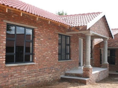 Townhouse For Rent In President Park, Midrand