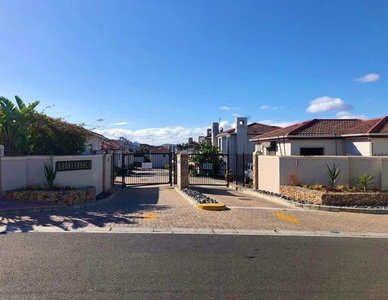 Townhouse For Rent In West Beach, Blouberg