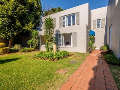 Townhouse For Sale In Caribbean Beach, Hartbeespoort