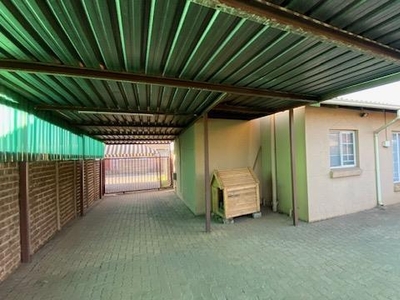 Townhouse For Sale In Elspark, Germiston