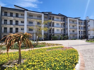 3 Bedroom Apartment For Sale in Olifantskop