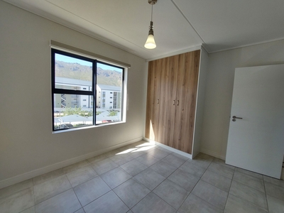 1 bedroom apartment to rent in Gordons Bay