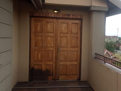 3 Bedroom apartment for sale in Reyno Ridge, Witbank