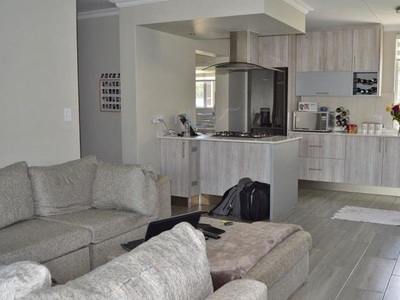3 Bedroom apartment to rent in Broadacres, Sandton