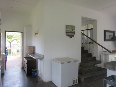 6 bedroom house for sale in Port Edward