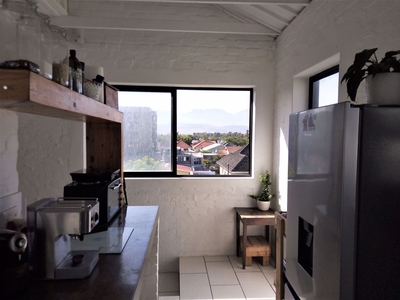 1 bedroom apartment to rent in Strand South