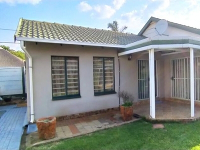 3 Bedroom cottage to rent in Doornpoort, Pretoria