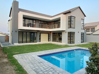 4 Bedroom House For Sale in Six Fountains Estate