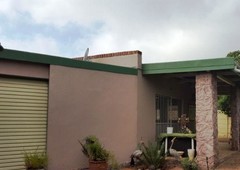 COTTAGE IN NORTHMEAD EXT 4