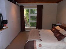 Leslie Crescent: Comfortable & Cozy 1 Bedroom Granny Flat