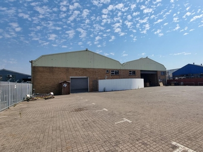 1,079m² Warehouse To Let in Beaconvale