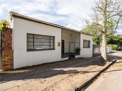 3 Bed House in Grahamstown Central