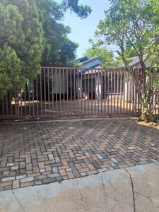 3 Bedroom House to rent in Elspark