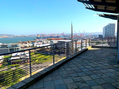 3 Bedroom Penthouse For Sale in Point Waterfront