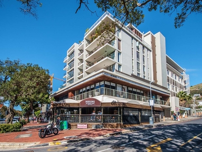 Apartment Pending Sale in GREEN POINT