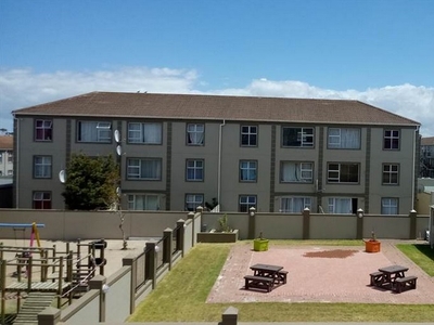 CHIANTI HEIGHTS, STRAND 2-BEDROOM APARTMENT TO LET