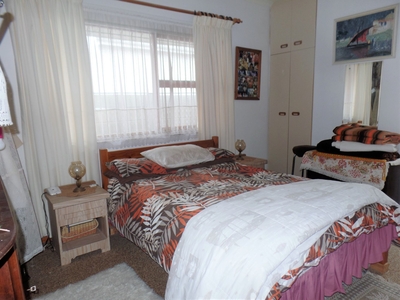 3 bedroom house for sale in Kleinbaai