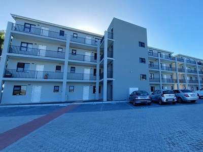 Apartment For Sale in Ottery East