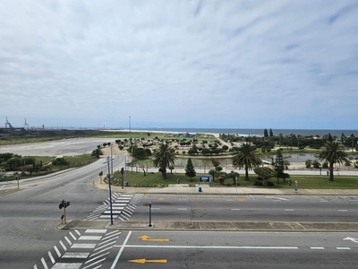 Beachfront Apartment in Humewood