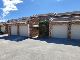 3 Bed Townhouse in Humewood