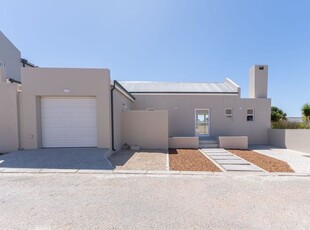 Lock-up and Go Gem in Langebaan