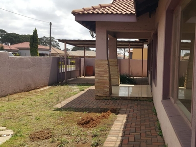 3 Bedroom House To Let in Mineralia