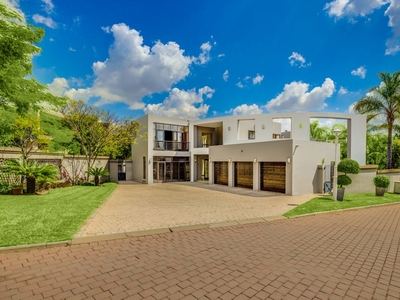 5 Bedroom Freehold For Sale in Fourways