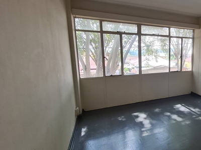2 Bedroom apartment to let in Rosettenville