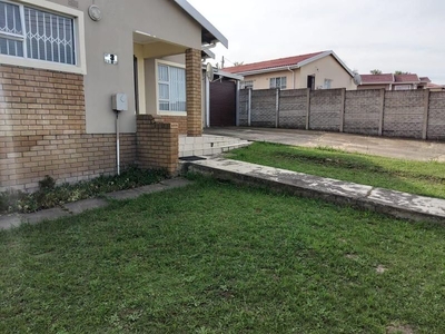 3 Bedroom House For Sale in Mthatha