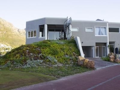 3 Bedroom Townhouse For Sale In Hout Bay