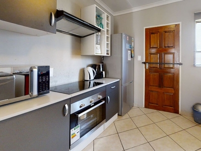 2 Bedroom Freehold For Sale in Crystal Park