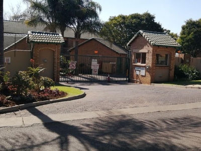 2 Bedroom duplex apartment for sale in Moreleta Park, Pretoria