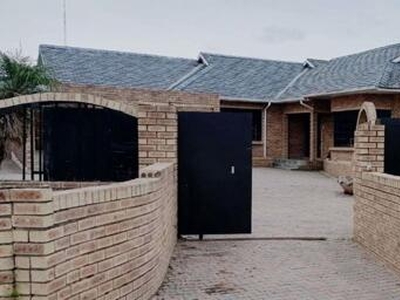 House For Rent In Southridge Park, Mthatha