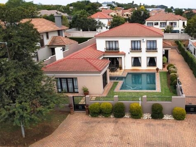 House For Sale In Silver Lakes Golf Estate, Pretoria