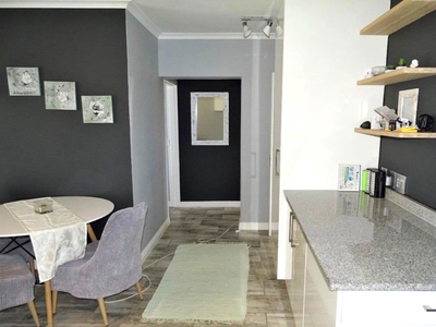 2 bedroom apartment to rent in West Beach (Blouberg)