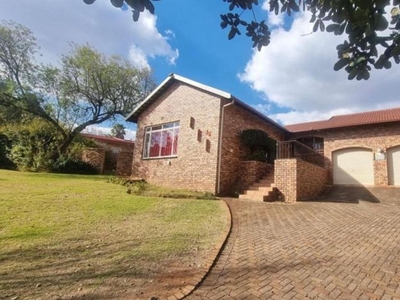 3 Bedroom house for sale in Rant En Dal, Krugersdorp