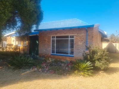 3 Bedroom house in Stilfontein Ext 4 For Sale