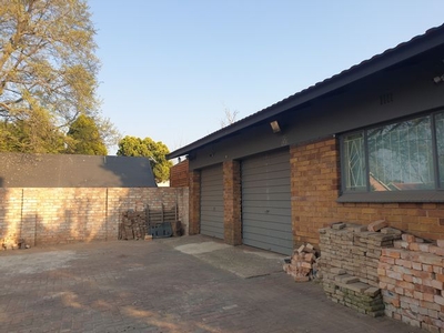 3 Bedroom House Rented in Delmas
