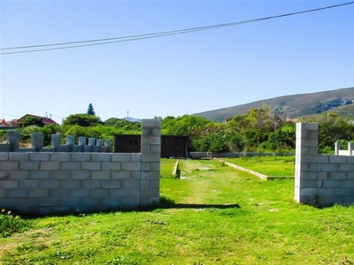 701 m² Land available in Hawston