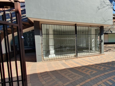 95m² Retail To Let in Pretoria Robert Sobukwe Street, Sunnyside