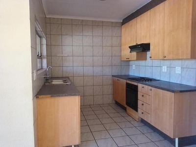 Apartment For Rent In Fontainebleau, Randburg