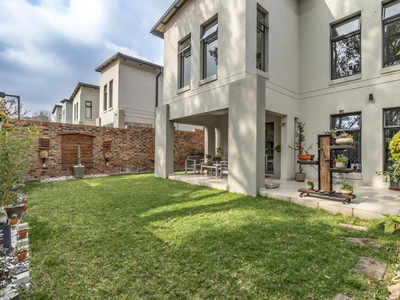Cluster for sale with 4 bedrooms, Kyalami, Midrand