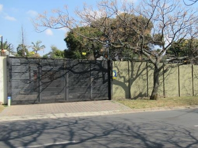 Complex For Sale in Edenvale