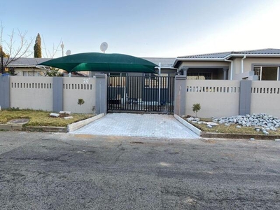 House For Rent In Illiondale, Edenvale