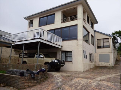 House For Sale In East Bank, Port Alfred
