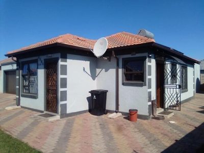 House For Sale In Modderbee, Benoni