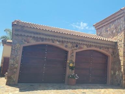 House For Sale In Paardekraal, Krugersdorp