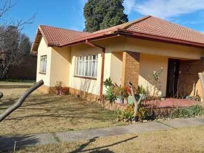 House For Sale In Pullens Hope, Mpumalanga