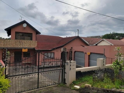 House For Sale In Vanrova, Tongaat
