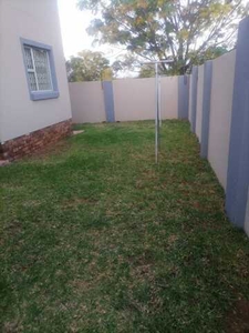 Townhouse For Rent In Ivy Park, Polokwane